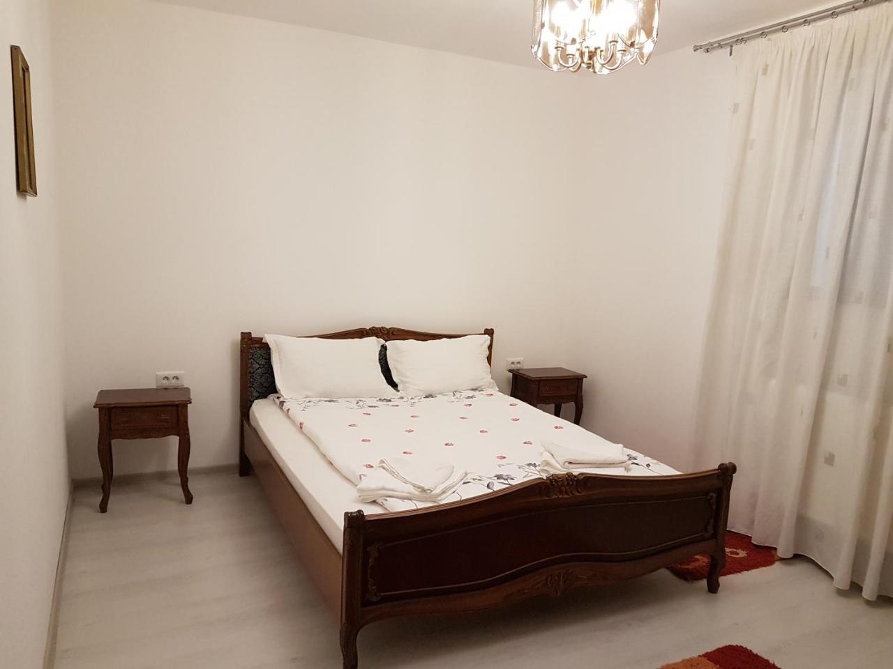 Rent Holding Apartments Iasi Exteriér fotografie