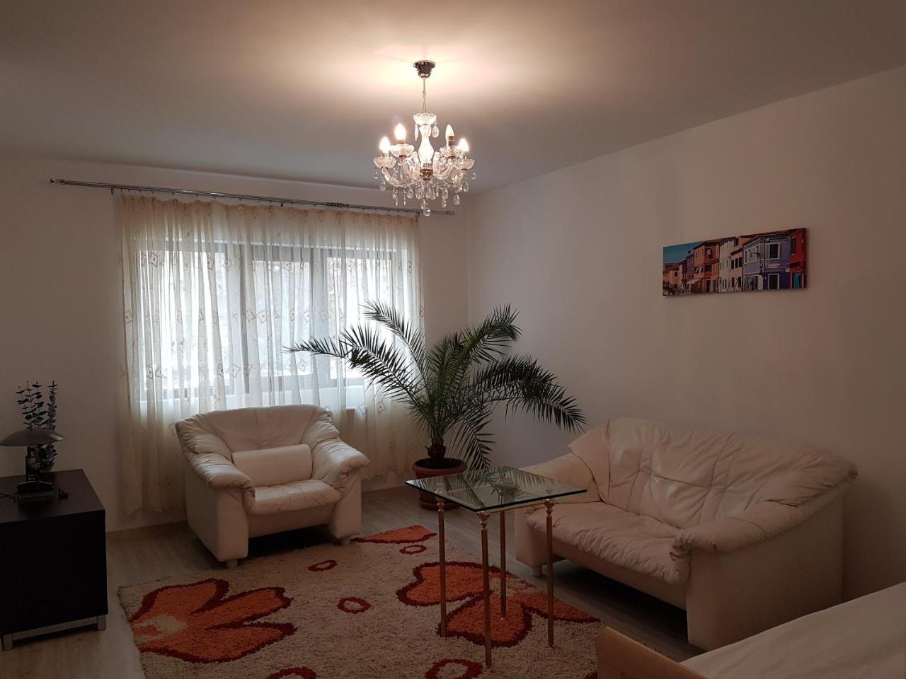 Rent Holding Apartments Iasi Exteriér fotografie