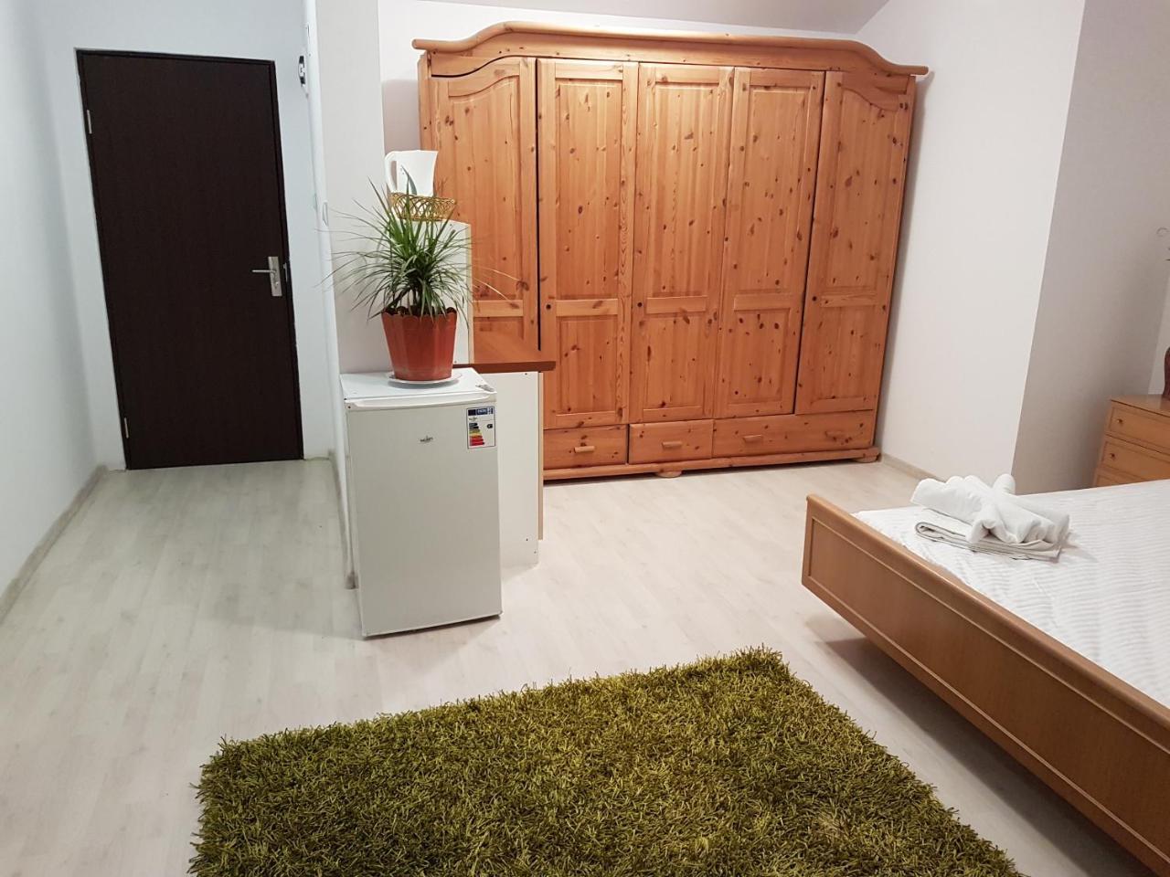 Rent Holding Apartments Iasi Exteriér fotografie