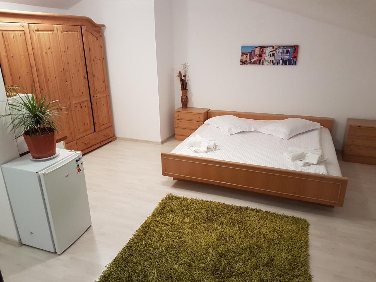 Rent Holding Apartments Iasi Exteriér fotografie