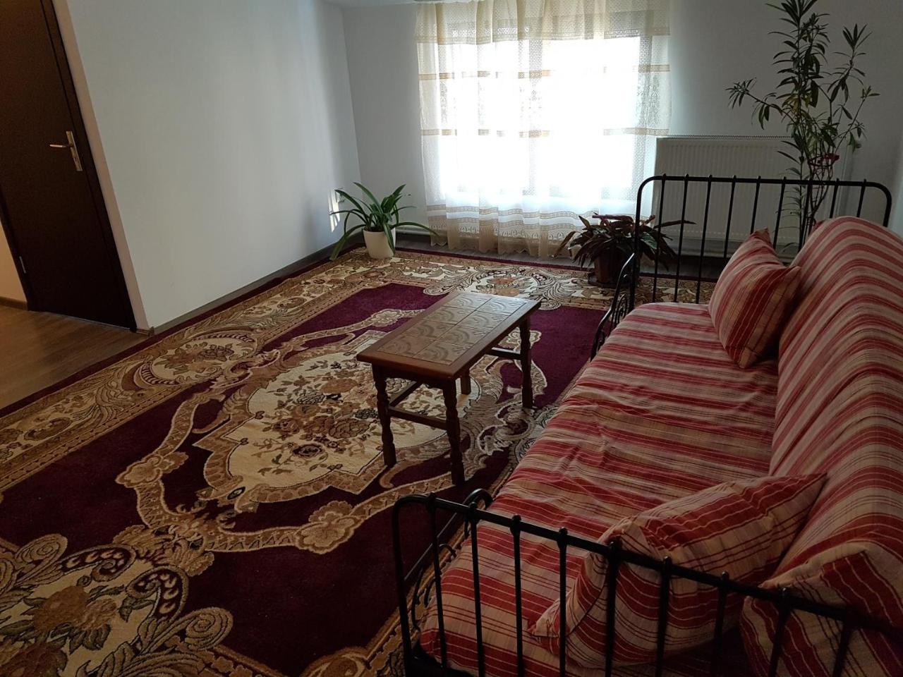 Rent Holding Apartments Iasi Exteriér fotografie